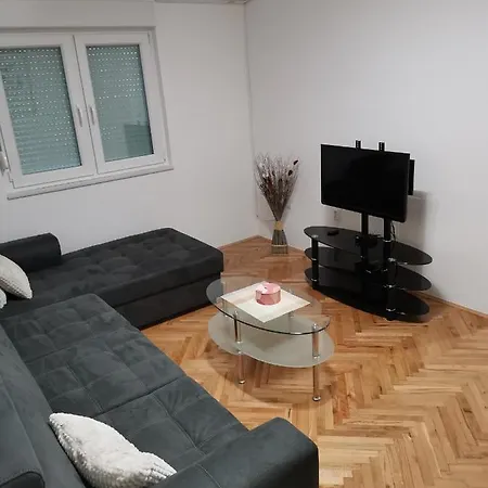 Apartment Ad *